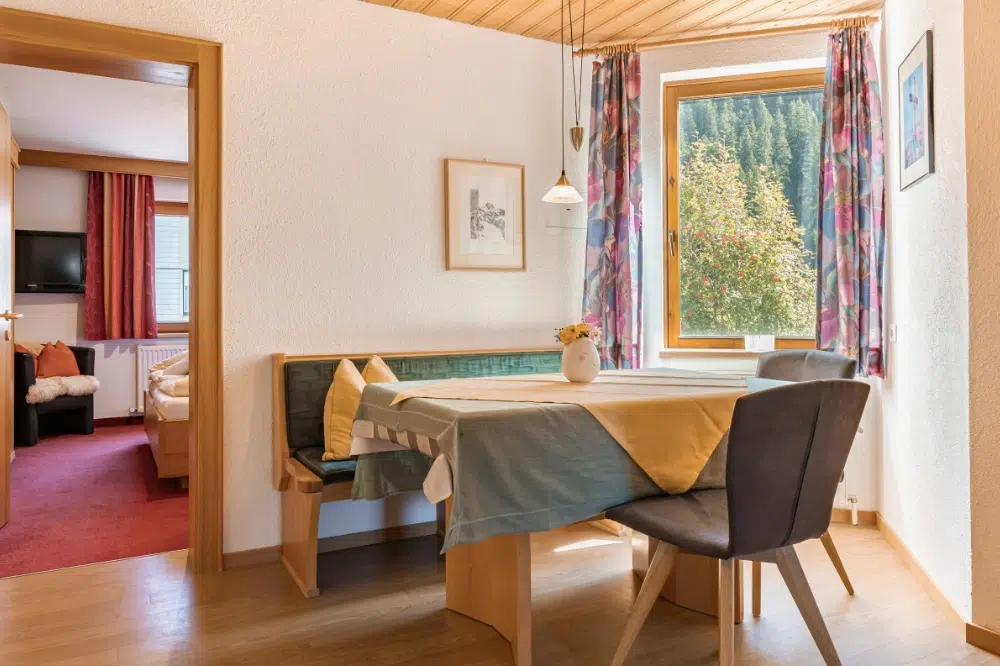 Ferienwohnung Galtuer Zimalis 9